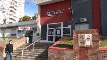 El policlínico ADOS reabrió sus puertas este mes, luego de cerrar la atención al público el 9 de junio. (Yamil Regules).-