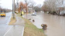 Imagen de Neuquén capital con sectores anegados por el Durán al tope