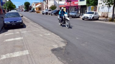 Álvaro Barros y Tucumás, uno de los cruces que serán completados. Foto: Marcelo Ochoa.