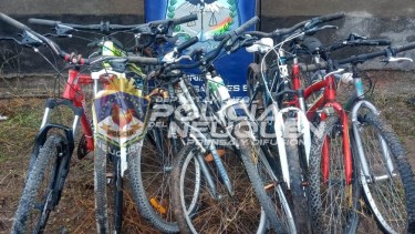 Las comisarías de Neuquén albergan una gran cantidad de bicicletas que no tienen dueños identificados. (Foto: Gentileza).
