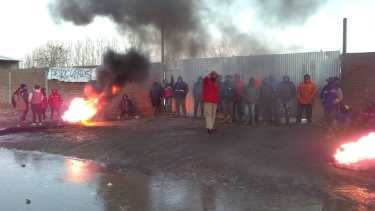 Cerámica Neuquén y Fasimpat  en jornada nacional de protesta (gentileza)