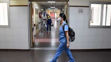 Los trabajadores de salud son los más exigidos durante la pandemia. Foto: archivo Florencia Salto.