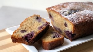 Budín integral de arándanos