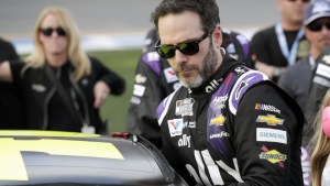 Johnson, la estrella de la Nascar, tiene Coronavirus