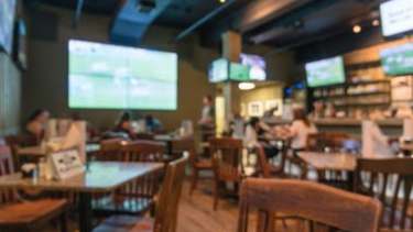 Hoy, «mantelazo» de los gastronómicos: 7 de cada 10 negocios van a la quiebra