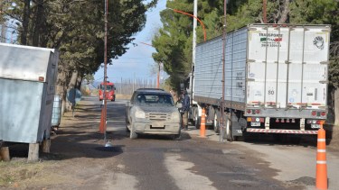 Flexibilizan restricciones y el domingo abrirán comercios esenciales en Chichinales