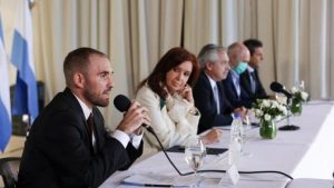 «Clarito como el agua»: el video con el que Cristina elogió al ministro Guzmán