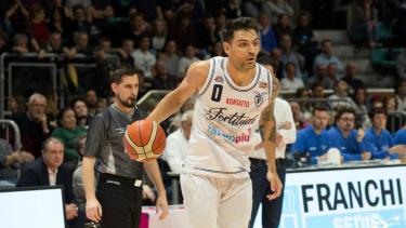 El Lancha jugará una temporada más en Italia.