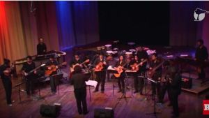 Empieza el show: Ensamble de guitarras de FCP