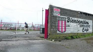 Los estadios de Bariloche están en silencio desde marzo pasado, cuando se ordenó la cuarentena obligatoria por el coronavirus. Foto: archivo