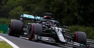 Hamilton hizo la pole y con récord en Hungría