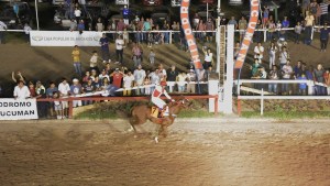 Vuelve el turf en Tucumán