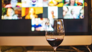 Día del amigo: qué se puede y qué no se puede hacer en esta cuarentena