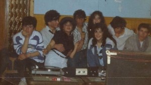 Emotiva despedida de los amigos de la infancia de Mario Ruiz