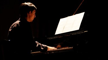 ¿Qué no te puede faltar  en esta cuarentena? Responde Mauro Moya