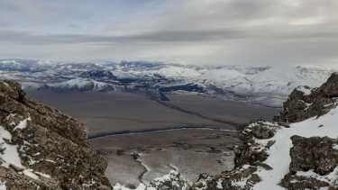 Recomiendan salir con el equipo adecuado por la cantidad de nieve acumulada. 