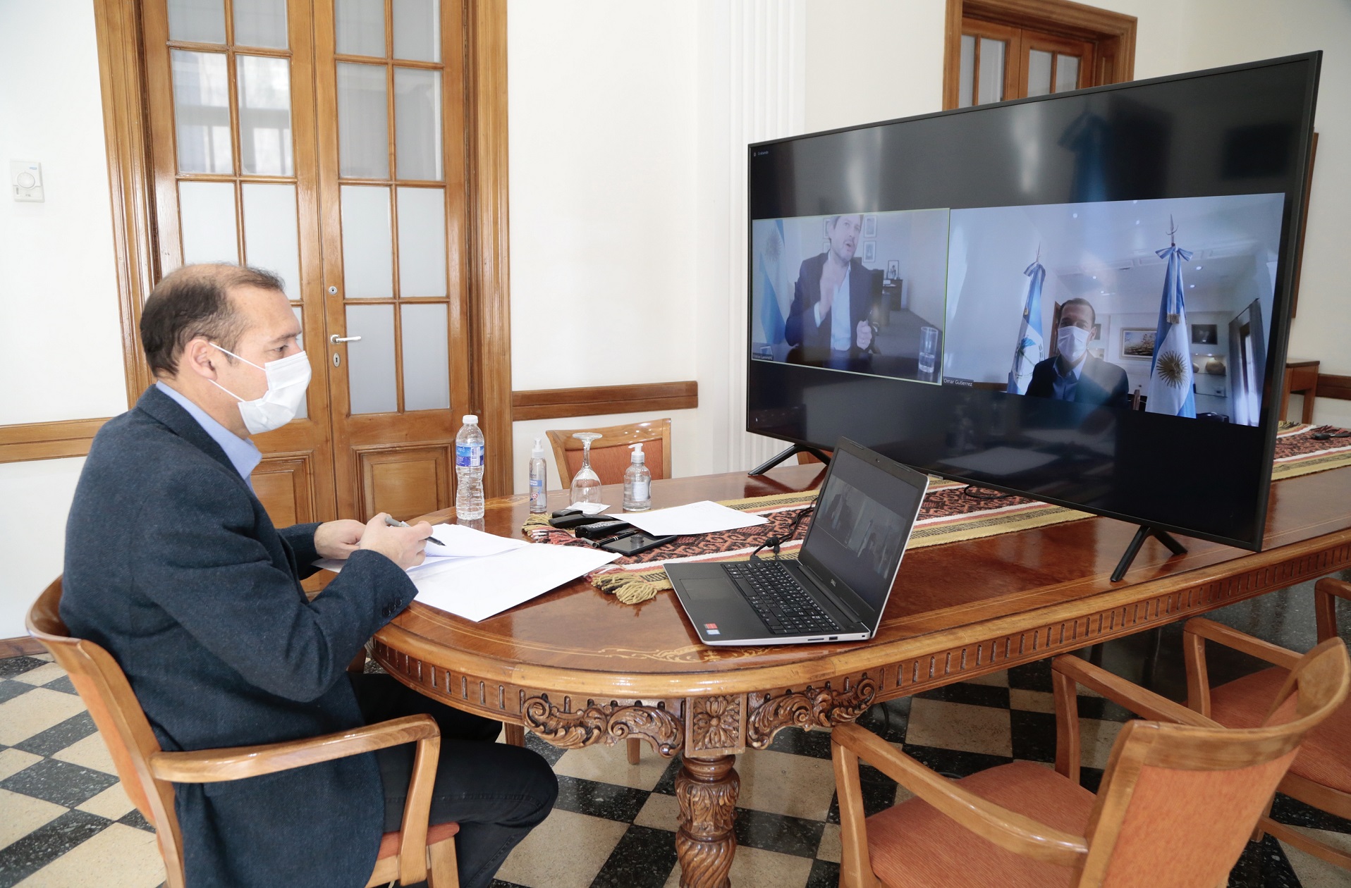 En videoconferencia se firmó el financiamiento de cuatro obras turísticas para Neuquén de cara a la pospandemia.