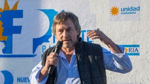 La Justicia de Chubut ordena restituir al intendente de El Hoyo