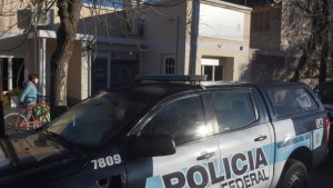 Caso de Covid-19 pone en jaque a la policía y preocupa en el juzgado Federal de Roca
