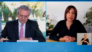 La gobernadora Arabela Carreas participó de la conferencia del presidente Fernández.