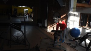 En Roca mantienen las salidas por DNI, pero habilitan la actividad en gimnasios