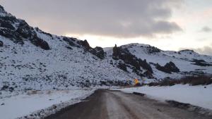 El hielo predomina en la ruta 40 entre Bariloche y El Bolsón