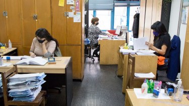 Según la provincia, 41.000 trabajadores recibirán el medio aguinaldo completo. Foto: archivo.