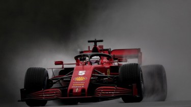 Las Ferrari abandonaron después de un choque en Austria