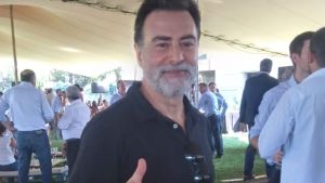 Reynaldo Sietecase tiende puentes entre verdad y belleza con la poesía