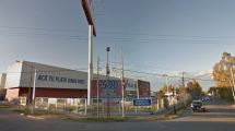Imagen de Neuquén: intiman a empleado de un hipermercado por no ir a trabajar en aislamiento
