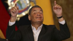 Ecuador: a distancia, presentaron la candidatura a vicepresidente de Correa