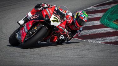 Mercado quedó lejos de Davis en el Superbike