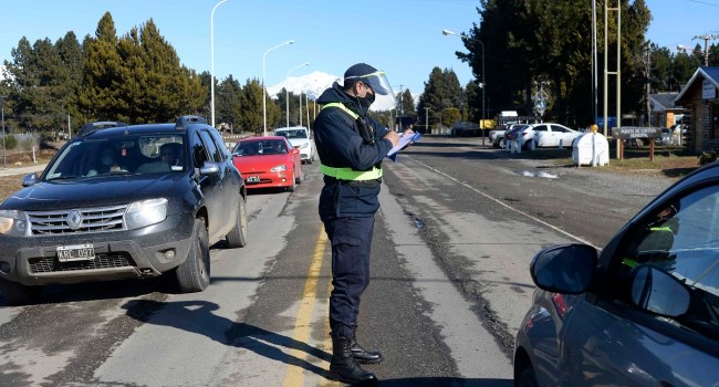 Gennuso levantó algunas restricciones en Bariloche