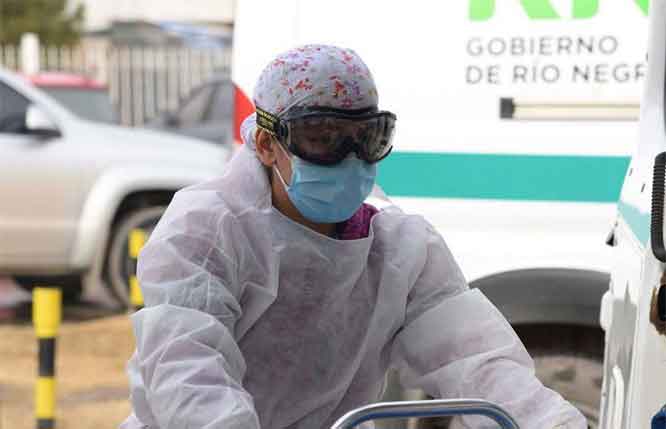 El Ministro Buteler resaltó el desempeño de los trabajadores de Salud en la pandemia. (Foto: gentileza)