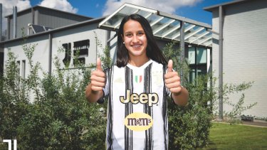 "Comienza lo mejor.
Estoy feliz de poder estar en este gran club", aseguró en sus redes sociales.