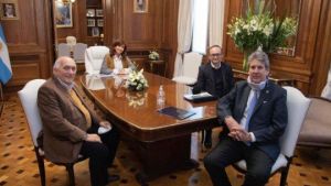 Ella sigue siendo la protagonista