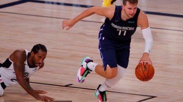 El esloveno brilló en la victoria de los Mavericks.