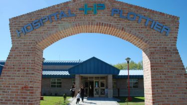 Desde el hospital de Plottier pidieron a la población que no se relajen  en el cumplimiento de las medidas de prevención (Foto: archivo)