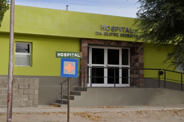 La víctima había entrado a las 13.25 del 26 de julio a la guardia del hospital de Comallo por un dolor de muela, murió 65 minutos después.
(Foto archivo)