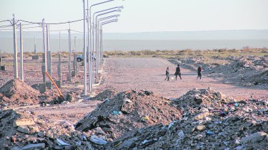 El predio fue cedido por la Municipalidad de la capital neuquina y tiene conexión directa con la transitada Autovía Norte en la zona de bardas. (Oscar Livera).-