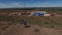 Imagen de YPF alcanzó un récord de producción de petróleo en Vaca Muerta