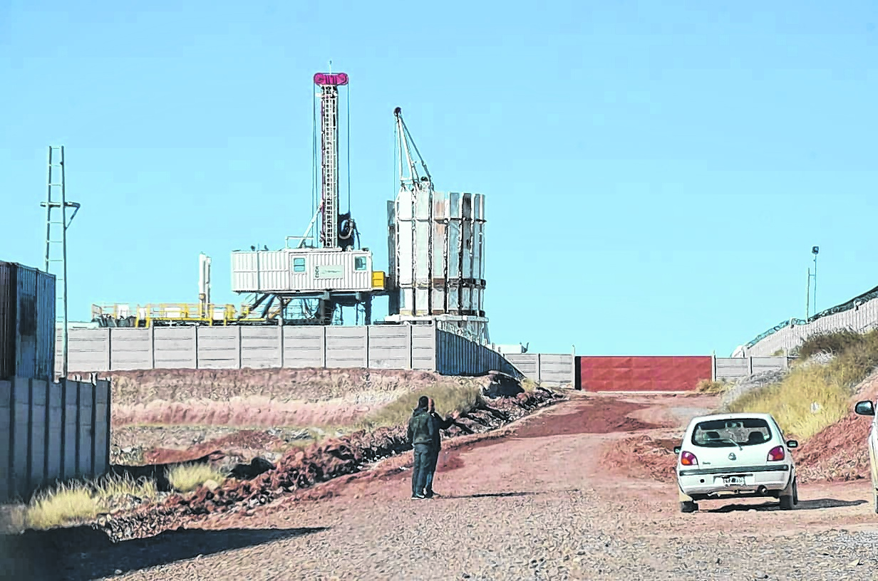  El precio del barril criollo motorizó la actividad petrolera en la provincia. (Oscar Livera)
