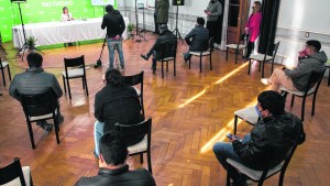 Abrir la economía sin aflojar controles