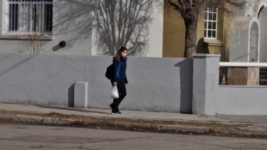 La circulación interna es de 10 a 20 horas en Jacobacci. (Foto: José Mellado)