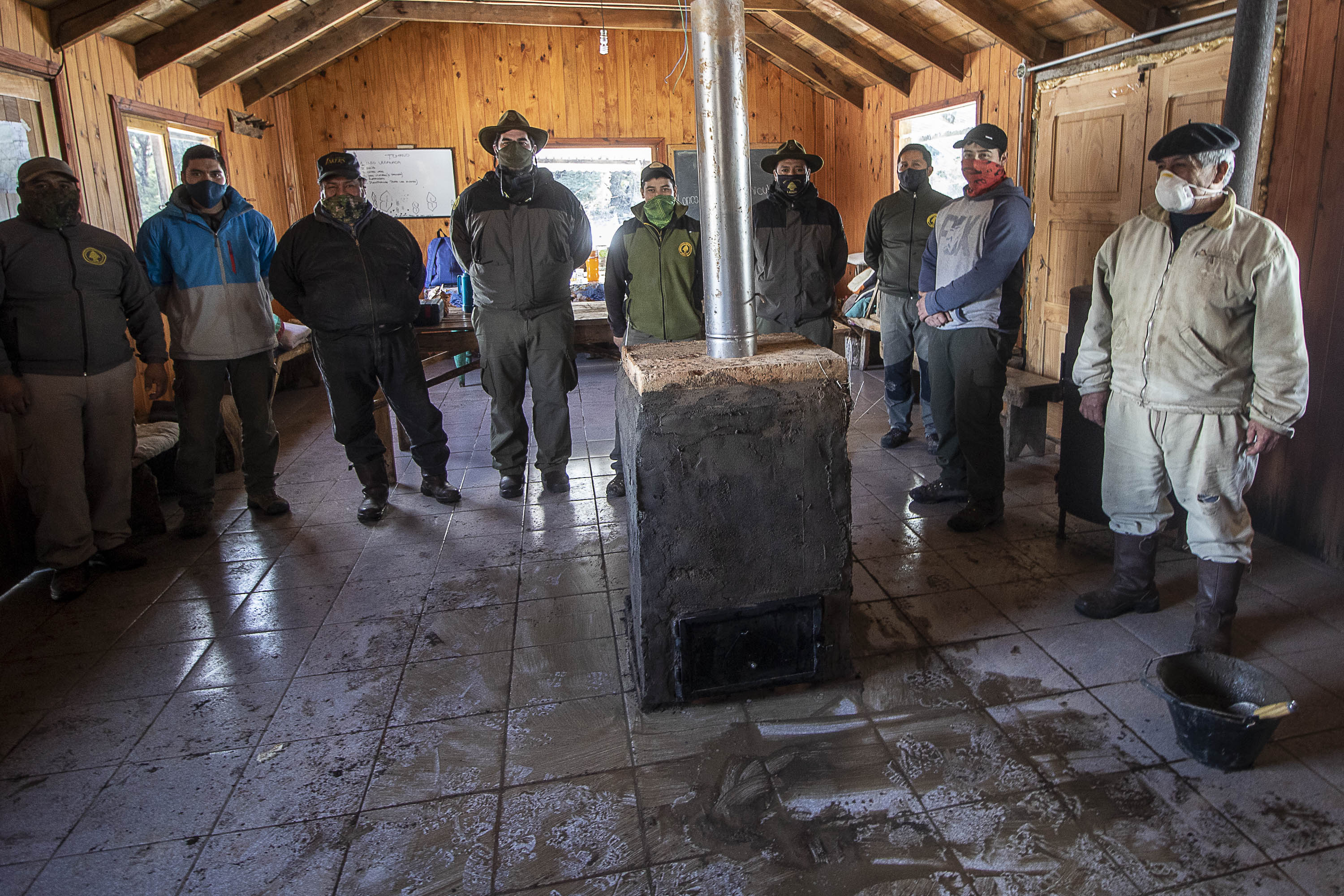 Se instalarán 38 estufas en el Parque Nacional Lanín, que fueron gestionadas por Nación. Foto:  Gentileza PNL