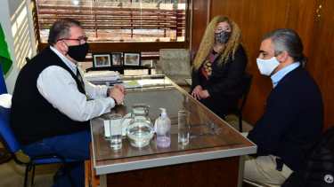 Orazi, Valeri y Morales, se reunieron la semana pasada en Regina. (Foto Néstor Salas)