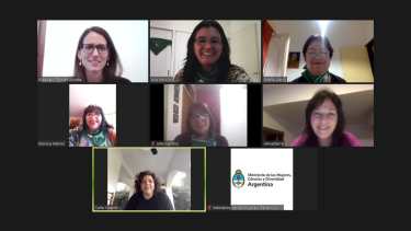 Integrantes de la Campaña Nacional por el Derecho al Aborto mantuvieron una reunión con Ibarra, Gómez Alcorta y Vizzotti. Foto gentileza.