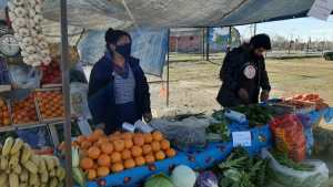 Feriantes de China Muerta se  unieron a sus pares del centro de Plottier