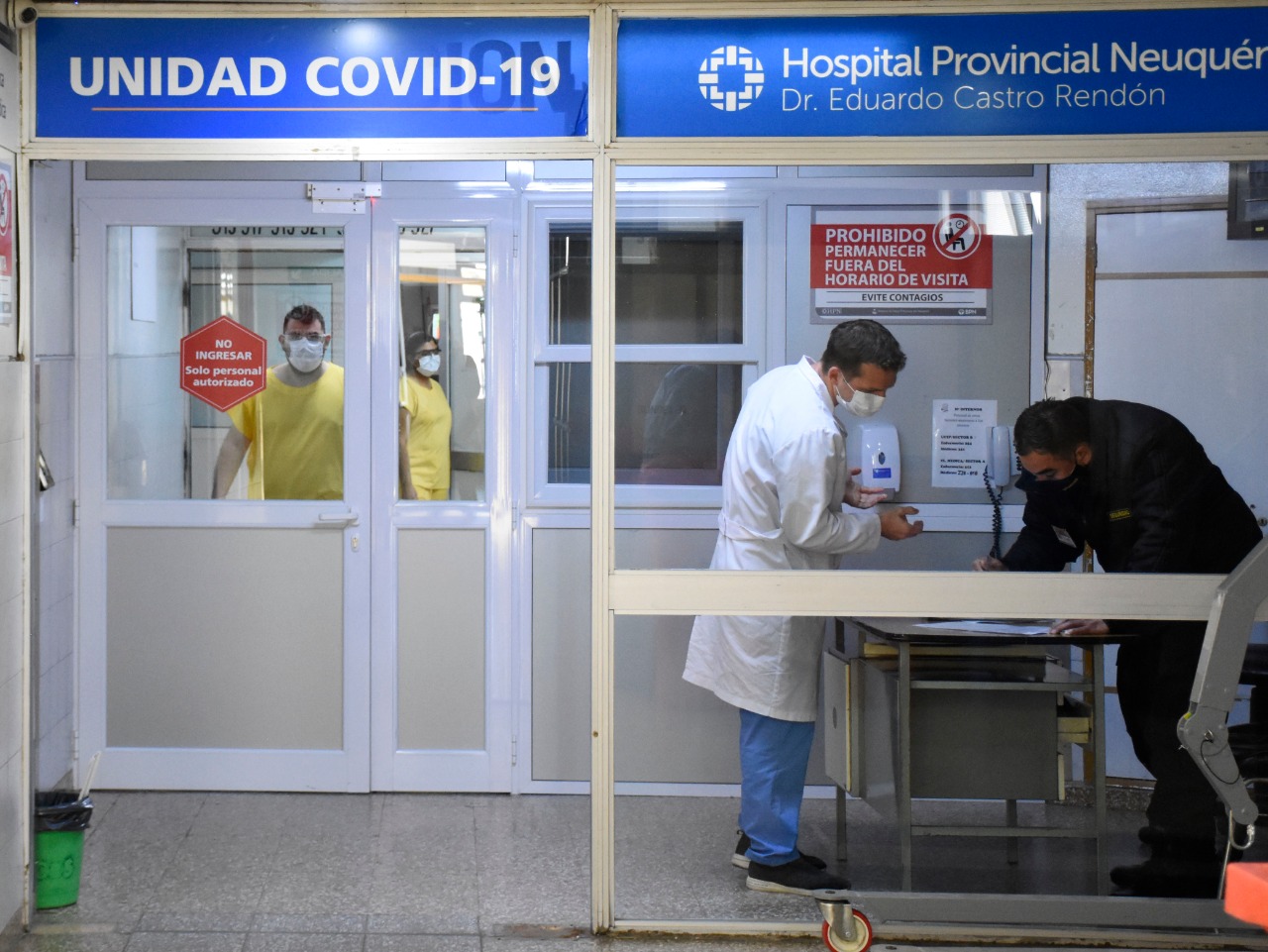La unidad Covid del hospital Castro Rendón atiende a pacientes con cuadros graves. Foto: Florencia Salto.