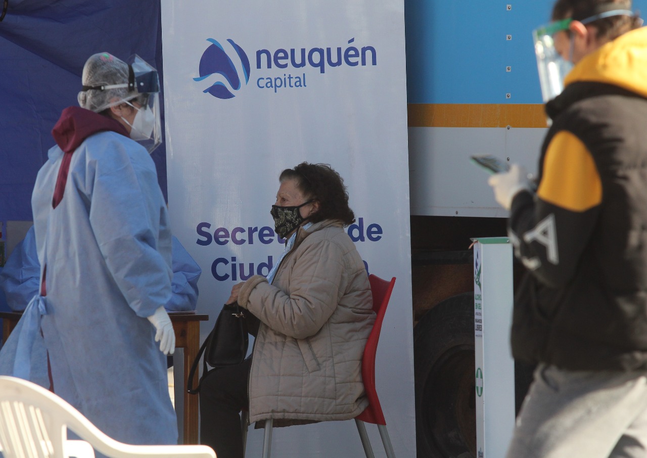 Desde que comenzó la pandemia hubo más de 60 contagiados de coronavirus en Neuquén. Foto: Oscar Livera.